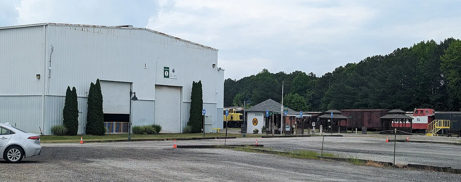 Building 1, the ticket booth and rail cars at the Southeastern Railway Museum on Buford Highway in Duluth